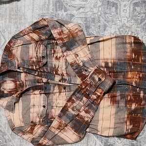 Women's Brown & Cream Plaid Button-Up Sweater Shirt